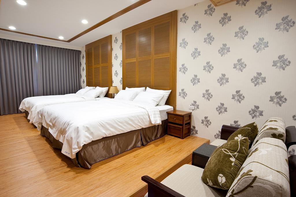 Flower Style B&B Donggang Exterior photo